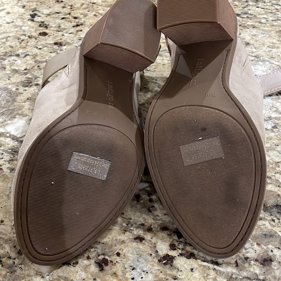 Excellent Condition Sandals - Picture 5 of 5